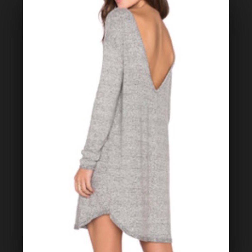 Low back dress - Picture 1 of 4